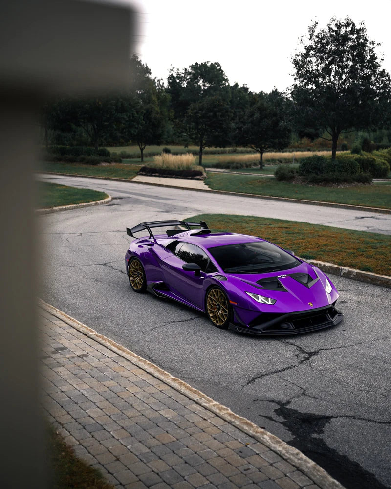 Lamborghini Huracan STO Style Carbon Fiber Body Kit