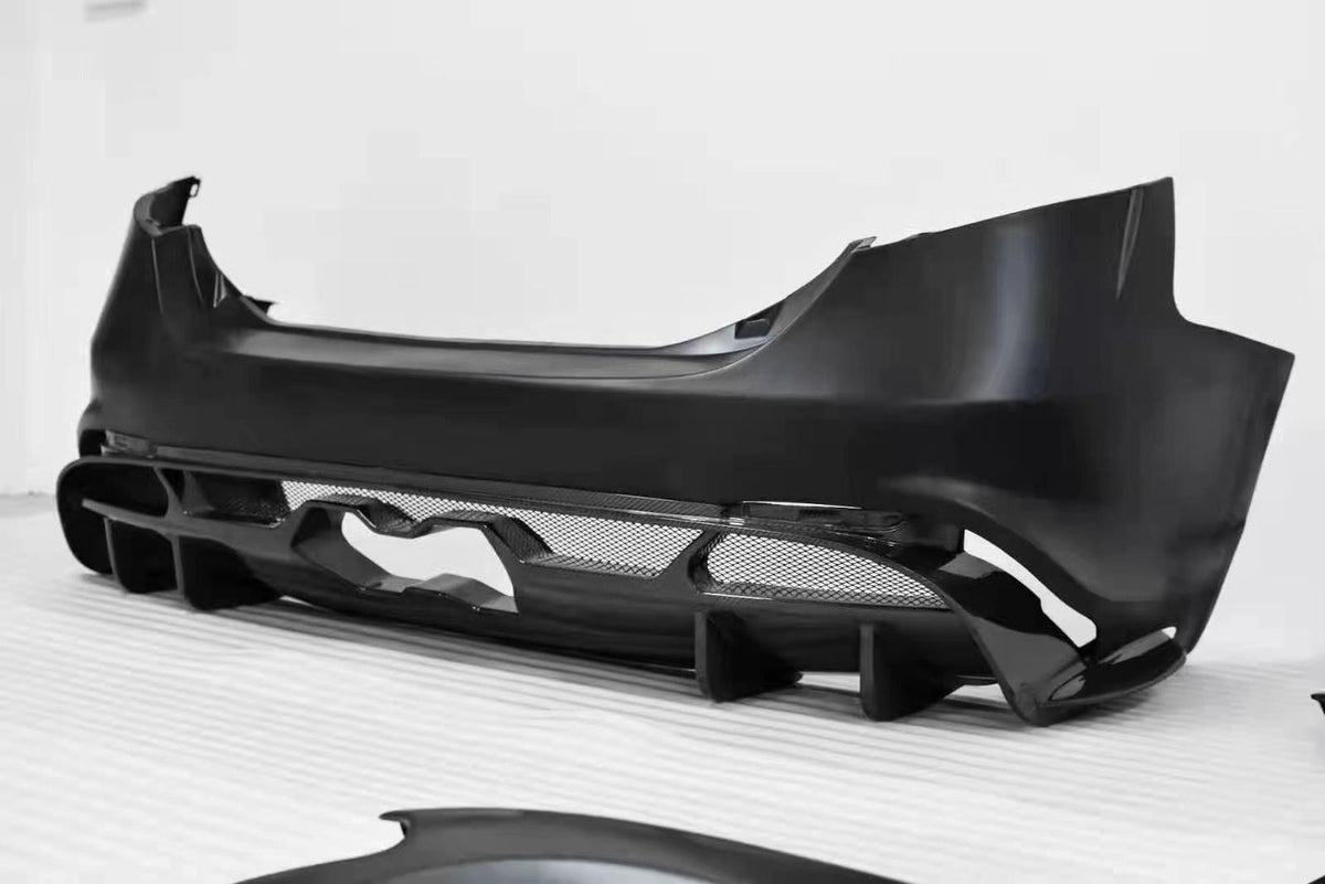 Alfa Romeo Giulia GTAM - Full Widebody Bodykit Conversion
